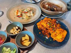 石屏豆腐-半山腰·云南菜(侨福芳草地店)