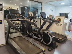 -思迈威健身(积玉桥万达店)