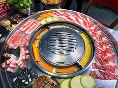 -哈哈碳都·牛肋条无限自助烤肉(台江万达店)