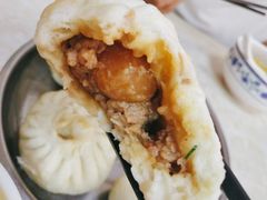 咸蛋黄超人包-老陶包子铺(南大西南村店)