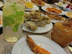 -东方红海鲜百汇(国际大厦店)