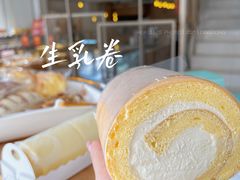 -顶东面包花园·生日蛋糕(世博店)