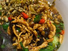 云耳鸡丝-初寻南村竹煲饭(万科·西街花园店)