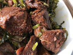 葱油拌面+红烧牛肉+雪菜-上海为民商行清真饭店(南大路店)