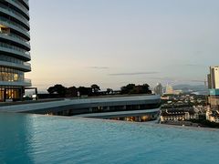 -瑰丽酒店·海吧·天际下午茶·现场DJ·天台酒吧