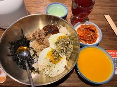 -明洞阿姨·韩式酱蟹烤肉·创意料理(三元桥店)