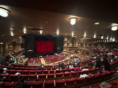 -交通银行前滩31演艺中心