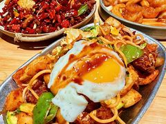 -三出山火锅(南京万象天地店)