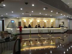 -广东大厦酒店(广州北京路步行街纪念堂地铁站店)