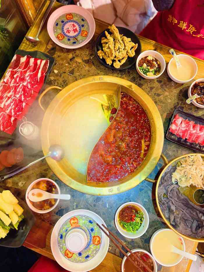 沸炉鲜货火锅(牡丹园店)