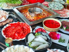 -二荆条·蜀鲜汇城市森林火锅