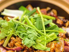 -胡须佬鸡煲四季火锅店(石厦西村直营店)