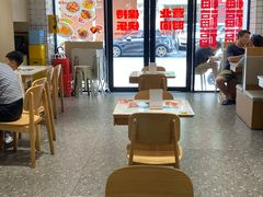 -樂麗餐室 · 本地茶餐廳(扬名广场店)