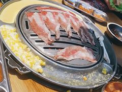 -青瓦炭韩潮烤肉(花园道店)