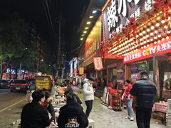 -辣小鲜·南昌大排档(船山路店)