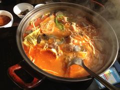 酸汤鱼-弘烨 贵州酸汤 鱼火锅(东财店)