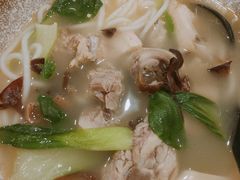 -蒙自源米线大王(江南西路店)