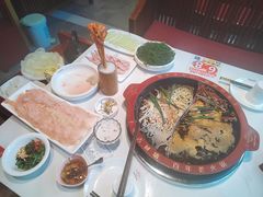 -重庆古城墙火锅(贵阳店)