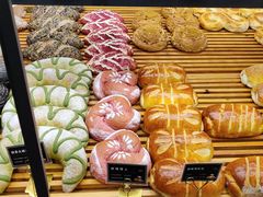 -焙丽拾光(麦凯乐直营店)