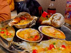 -围炉肉舍•炭烤活鳗•丹东海鲜烤肉(步行街店)