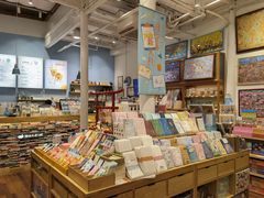 -猫的天空之城概念书店(杭州南宋御街店)