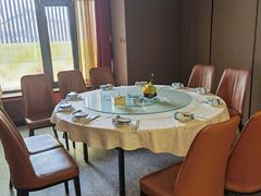 -鑫巴蜀小镇 · 水煮鱼专研店(玉桥店)