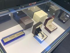 -用真奢侈品名表名包回收中心(朝阳万达店)