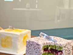 -山与蓝·轻糖鲜果蛋糕(勒泰店)