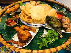 全家桶东南亚小吃拼盘-小娘惹厨房Little Nyonya(狮城有约上榜店)
