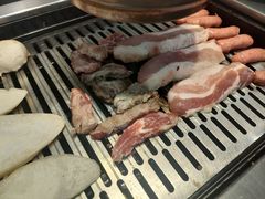 -臻牛烤肉