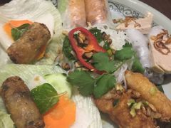 -大头虾越式风味餐厅(光明广场店)