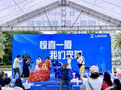 -银泰百货(厦门国贸中心店)