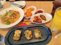 -必胜客(机场路店)
