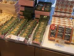 -好利来(十里河店)