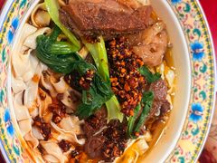 -金杨拉面王小吃面馆·牛三宝面·红烧牛肉粉