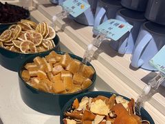 -蜜桃餐厅·伴山(湖滨商业街店)