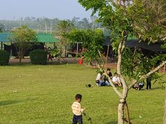 -侯臣咖啡文化村