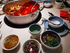 牛杂鸳鸯锅-左庭右院鲜牛肉火锅(浦江欢乐颂店)