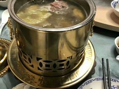 -雍和会海鲜姿造自助(湖东路店)