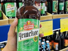 -黄五箱进口网红仓(金沙滩啤酒城店)