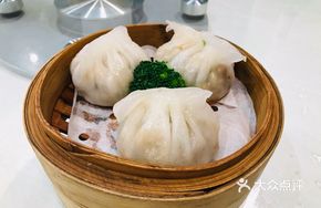Steamed Cantonese Rice Dumplings