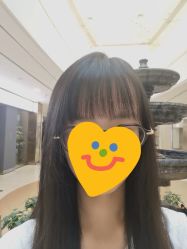 -罗亚帝造型·烫发染发