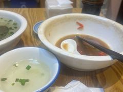 -牛八宝桂林米粉(八里庄店)