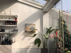 -UNI UNI(环亚凯瑟琳店)