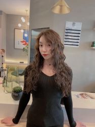 -MOVAN  HAIR莫凡匠人发型屋
