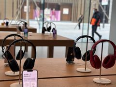 -Apple零售店(华贸购物中心店)