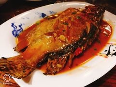 -缘来聚·徽菜名店(黄山宏村店)