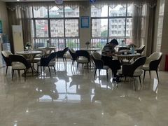 -柏乐口腔(南宁总院)