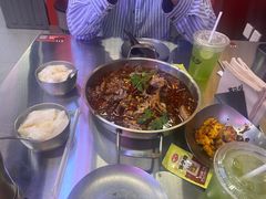 -蓉三少冒烤鸭·四川小吃集(北京首店)