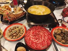 -鲜入围煮花胶鸡海鲜火锅